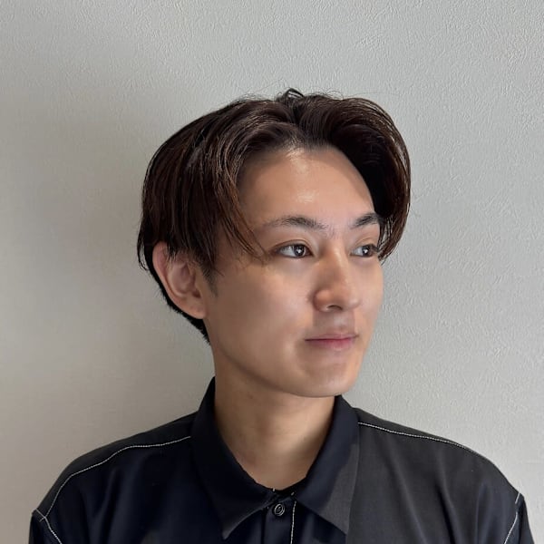 博多 髪質改善 美容室NAVY【ネイビー】髪質改善 完全完結型個室サロン 【NEW OPEN 4月】【ハカタカミシツカイゼンビヨウシツネイビーカミシツカイゼンカンゼンカンケツガタコシツサロン】のスタッフ紹介。福田 卓矢