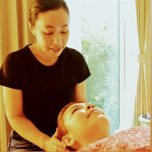 EBISU de HILOT【エビス デ ヒロット】のスタッフ紹介。アテ カヨコ