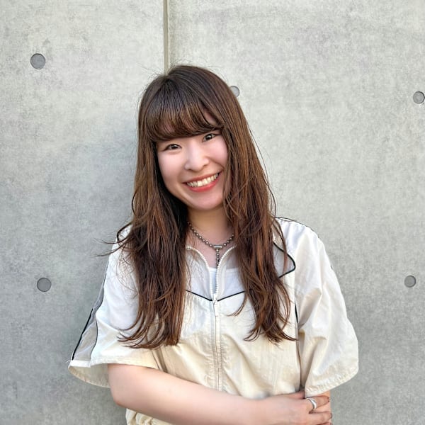 AUTHEN.HAIR【オーセンヘアー】のスタッフ紹介。小野田睦【MUTSUMI】