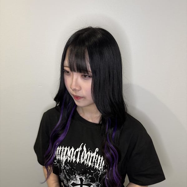 暗髪×インナーカラー