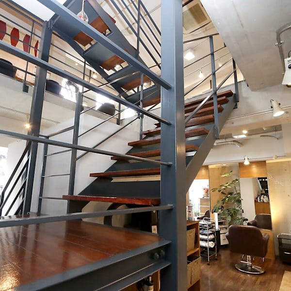 mars HOM 宝塚駅前店【マーズ オム タカラヅカエキマエテン】のスタッフ紹介。田中 琉衣