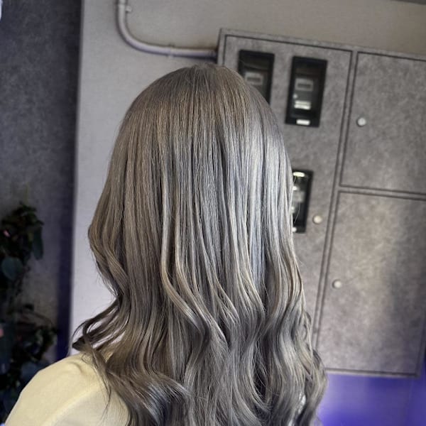 伸ばしすぎてもハイトーンに！|Lanisis Hair