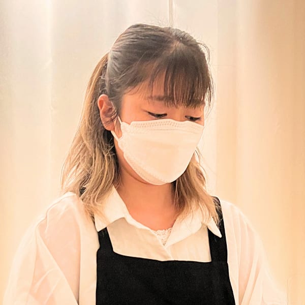 ドライヘッドスパ～くつろぎ日和～【ドライヘッドスパ クツロギビヨリ】のスタッフ紹介。アヤ