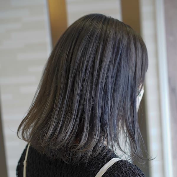 スモーキーグレージュ|mouf -hair&eyelash-