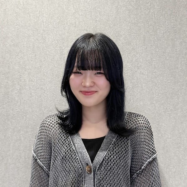 Ash 高津店【アッシュタカツテン】のスタッフ紹介。大塚 有紗