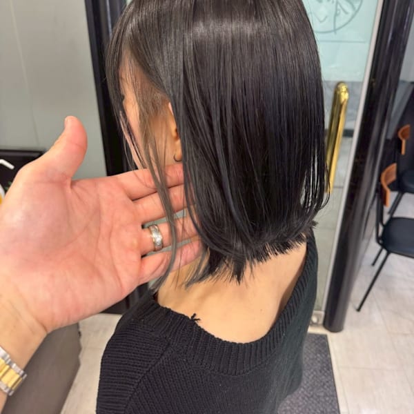 イヤリングカラー