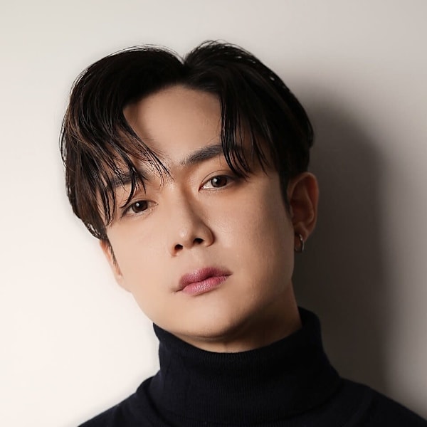 センターパート/ジェントルショート/ビジネススタイル|メンズサロン growth天神店【メンズサロングロウ】 メンズカット/メンズパーマ/眉毛