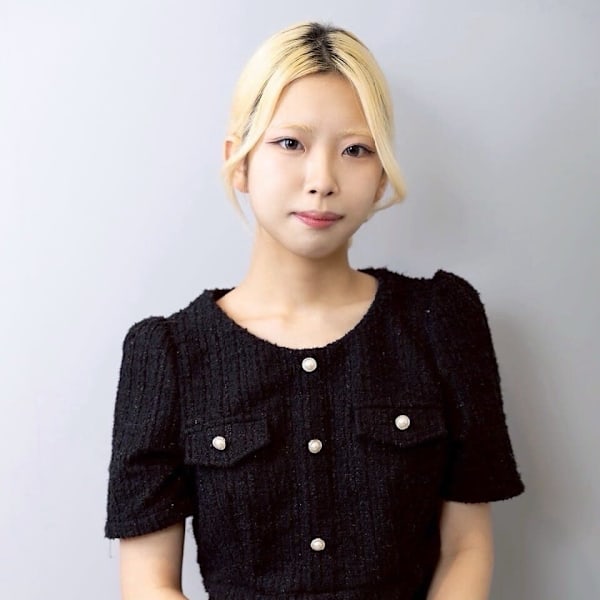 Eleanor spa&treatment 新宿新南口【エレノア】【エレノア スパアンドトリートメント シンジュクシンミナミグチ】のスタッフ紹介。二木　綾乃