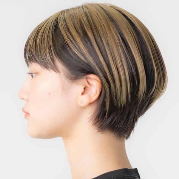 光と影のコントラストを楽しむ2WAYショート