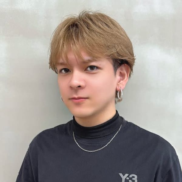 Lond Mirror【ロンド ミラー】のスタッフ紹介。吉村清志 美髪矯正