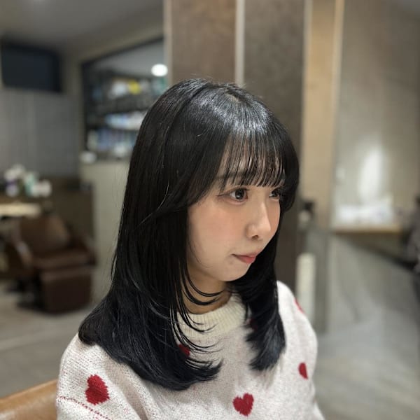 【SHIANすずか】レイヤーカット ミディアム|SHIAN 八王子店