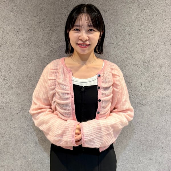 【全席半個室サロン】Natural 新宿店 髪質改善＆ヘッドスパ【ゼンセキハンコシツサロンナチュラルシンジュクテン カミシツカイゼンヘッドスパ】のスタッフ紹介。加藤