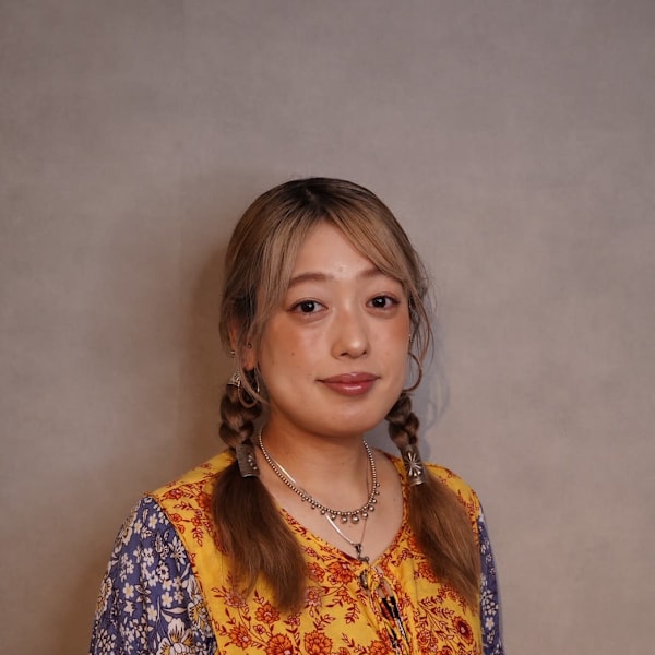 VISAGE maison【ヴィサージュ メゾン】【ヴィサージュ メゾン】のスタッフ紹介。Sawada