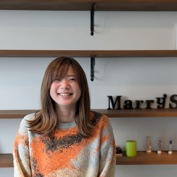 three 【スリー】(旧:Marry's 西院)【スリー】のスタッフ紹介。増井 久恵