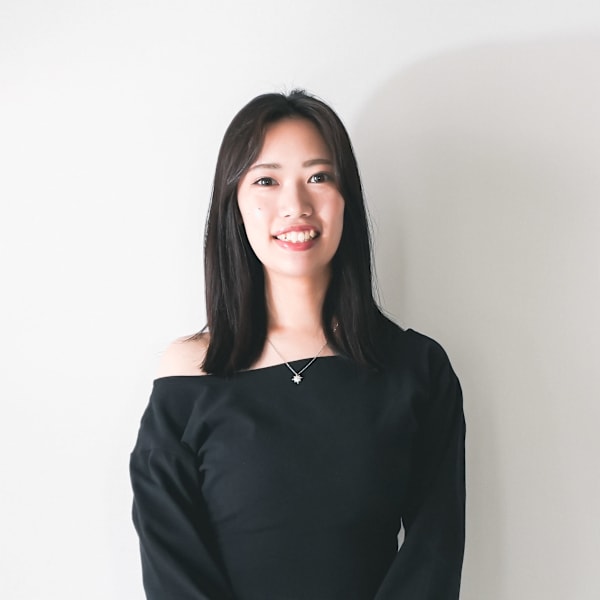 Dijon 髪質改善×縮毛矯正×りんご幹細胞トリートメント 自由ヶ丘【ディジョン カミシツカイゼン シュクモウキョウセイ リンゴカンサイボウトリートメント ジユウガオカ】のスタッフ紹介。榊　琴帆 KOTOHO