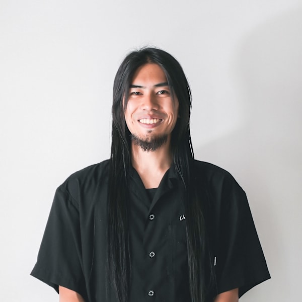 Dijon 髪質改善×縮毛矯正×りんご幹細胞トリートメント 自由ヶ丘【ディジョン カミシツカイゼン シュクモウキョウセイ リンゴカンサイボウトリートメント ジユウガオカ】のスタッフ紹介。國井　廉 REN