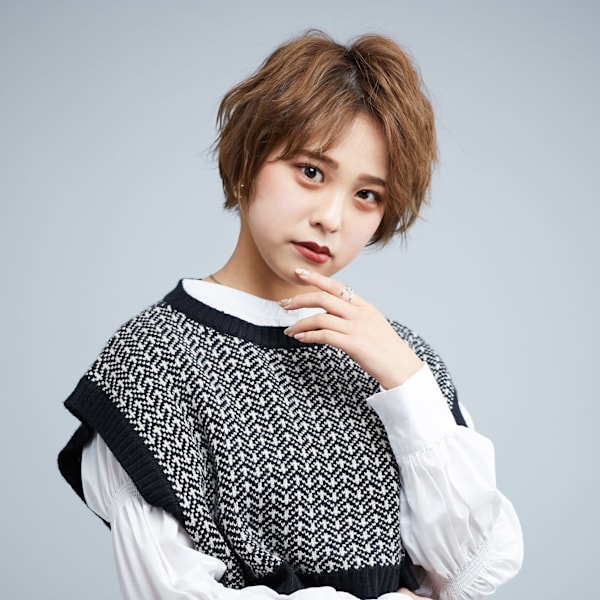 ベリーショート/センターパート