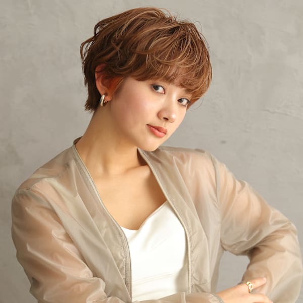 イヤリングカラー/マッシュショート