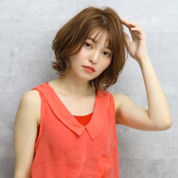 くびれボブ/外ハネ/骨格補正