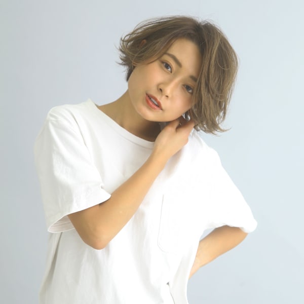 透明感ショートボブ/外ハネボブ