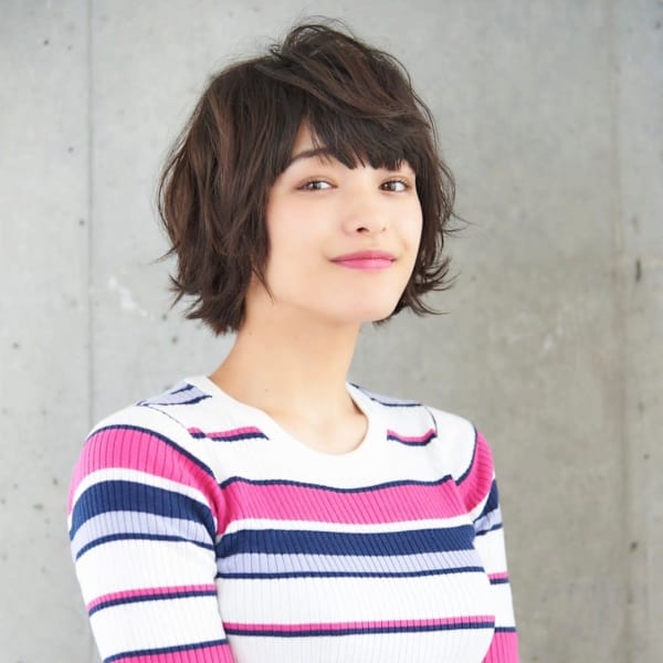 外ハネショートボブ