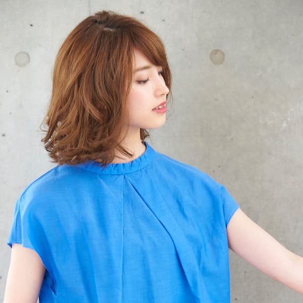 ボブディ/大人女性/グレージュ