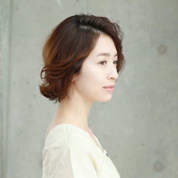 大人女性/横流しショート