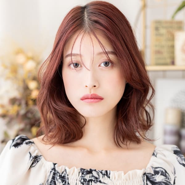 大人美人ひし形ミディアム艶感バーガンディ　ゆるふわミディアム|COVER HAIR bliss【カバーヘア ブリス】上尾/上尾西口店