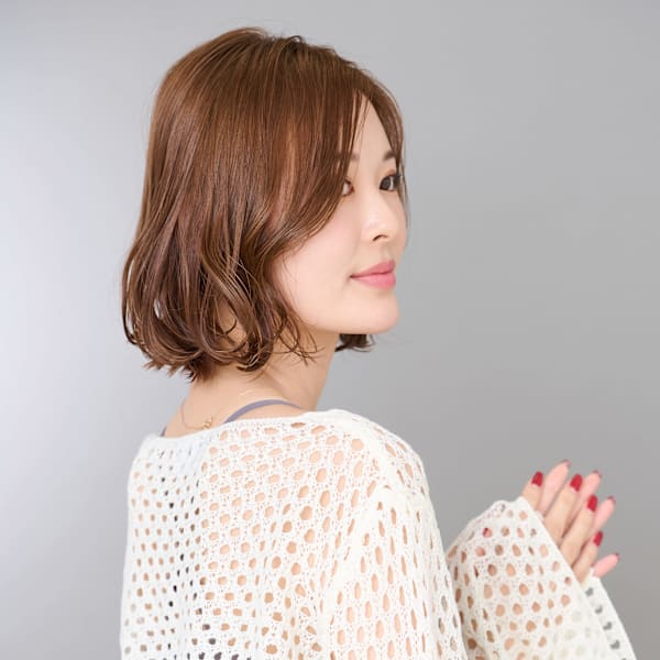 クール系/外はねボブ
