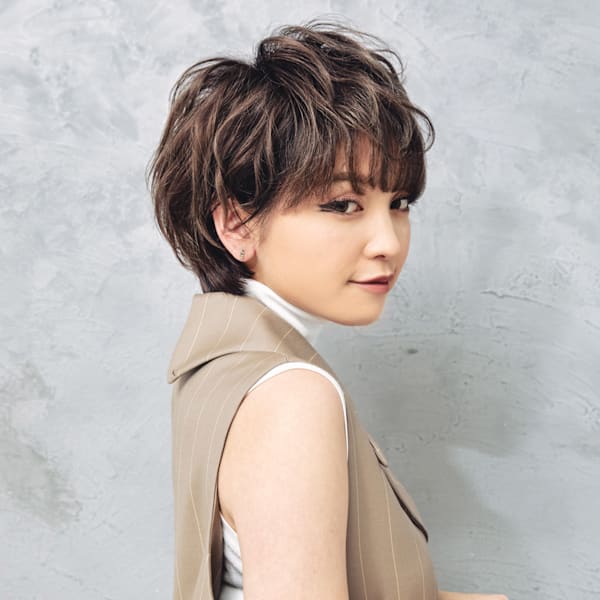 ハイライト/無造作ショート