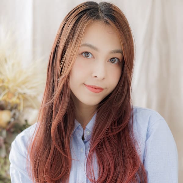 ツヤ感ワインレッドこなれエアストレート ボルドーカラー