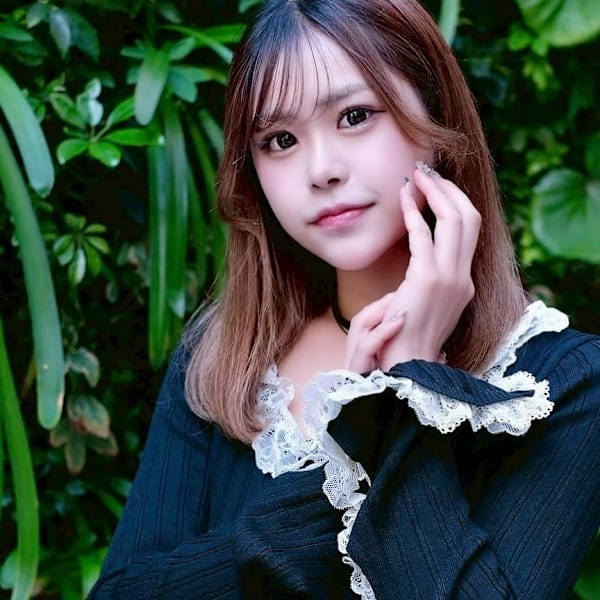 est-r. 福岡博多筑紫口本店【エストアール フクオカハカタツクシグチホンテン】のスタッフ紹介。オガハラ　ナナカ