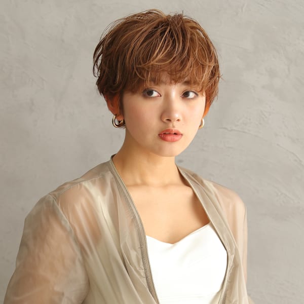 イヤリングカラー/マッシュショート