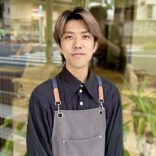 EARTH Mode 稲毛店【アース モード イナゲ】【アース モード イナゲテン】のスタッフ紹介。HIKARU KOMANO