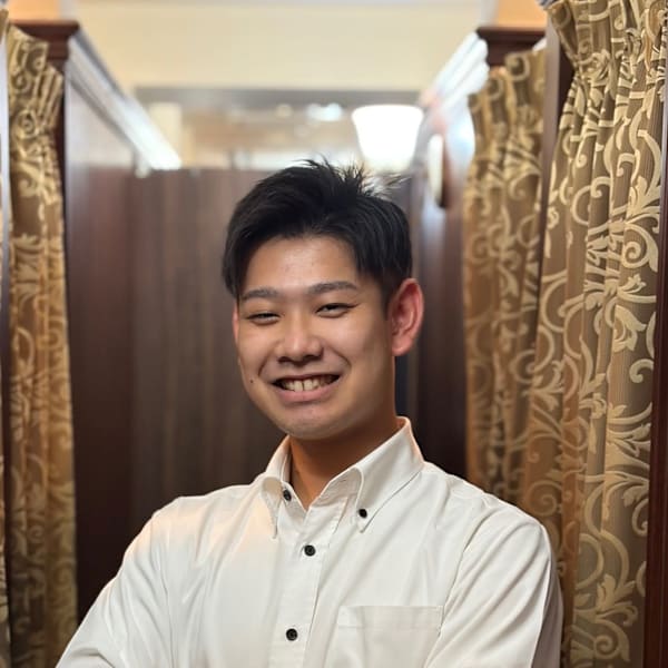 ヒロ銀座ヘアーサロン 五反田店【ヒロギンザヘアーサロンゴタンダテン】のスタッフ紹介。澤　良太郎