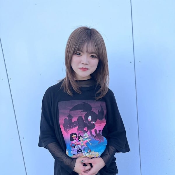 HAIR & MAKE EARTH 郡山コスモス通り店【ヘアメイクアース コオリヤマコスモスドオリテン】のスタッフ紹介。柿崎　日菜