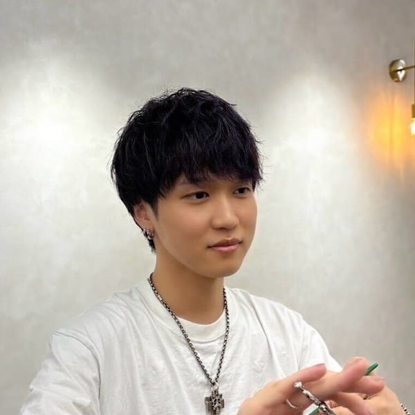 美容室 sora 小岩店【ソラ】【ビヨウシツ ソラ コイワテン】のスタッフ紹介。ヨシダ yoshida