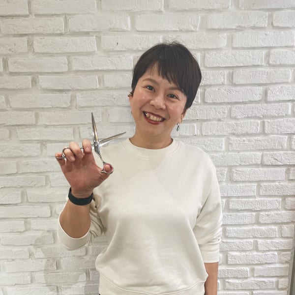 newi hau’oli 札幌駅前店【ネウィ ハウオリサッポロエキマエテン】のスタッフ紹介。光　有紀