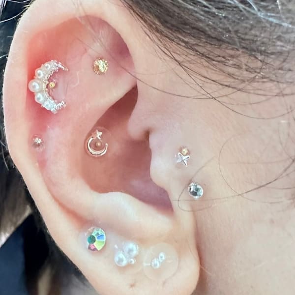 private salon DESIR×耳つぼジュエリー