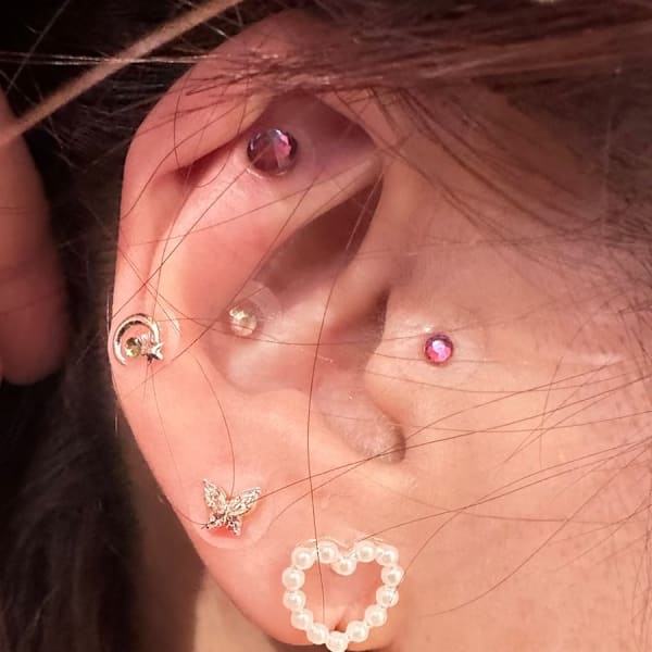 private salon DESIR×耳つぼジュエリー