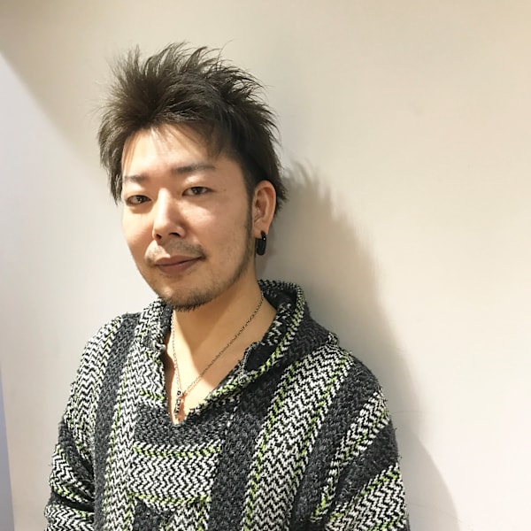 Road Hair Lounge池袋【ロードヘアーラウンジイケブクロ】のスタッフ紹介。CHIKA RA