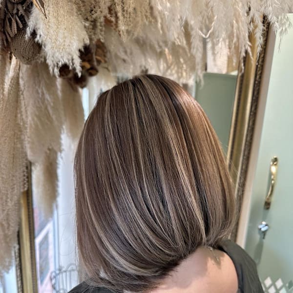 ボブとハイライトとベージュ|ＣＲＥＡ能見台