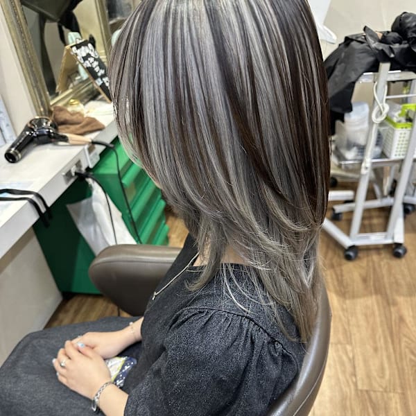 シルバー系アンブレラカラー|ＣＲＥＡ能見台