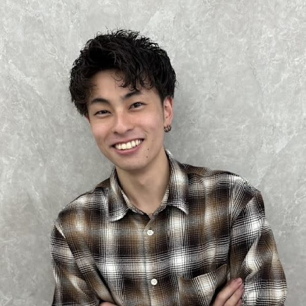 Ardore【アルドーレ】【アルドーレ】のスタッフ紹介。東 奎吾