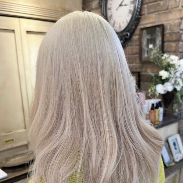 ヘーゼルブラウン/ゆるふわミディアム|Rowan by artina 横須賀中央店