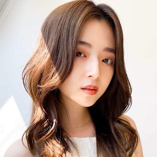 韓国風くびれロング◎美髪韓国風パーマ×艶カラー