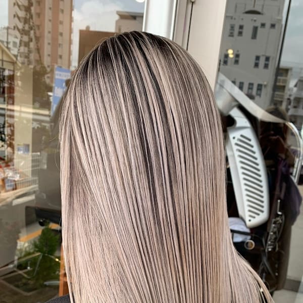 “ツヤ×透明感”で叶える！大人可愛い上品グレージュ|Arglarte