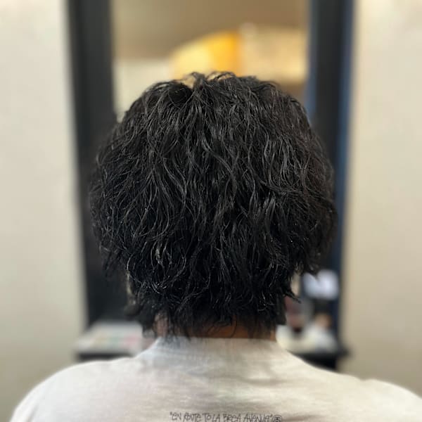 縦落ちスパイラルパーマ|Hair salon Sophia