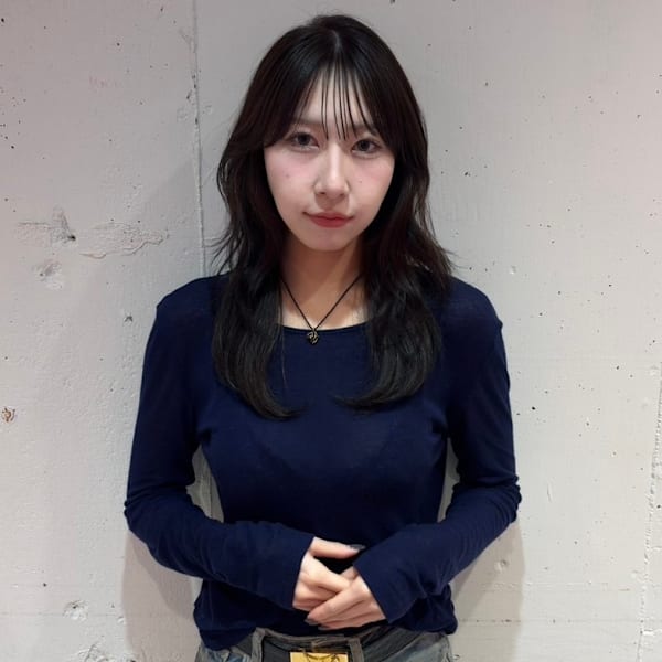 【全席半個室サロン】Natural 渋谷店【ナチュラル シブヤテン】のスタッフ紹介。kaede