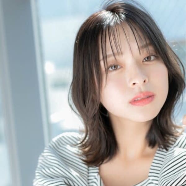 柔らか外ハネミディ|30代に人気の自由が丘ヘア